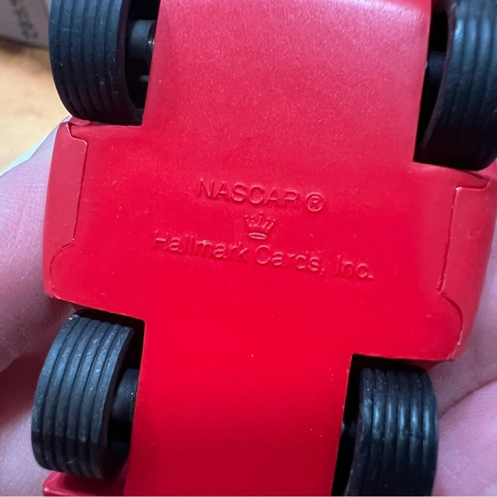 Hallmark keepsake santa